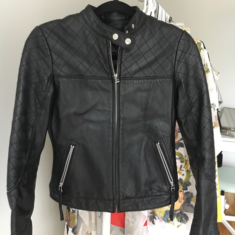Black Leather Jacket (MODA International XS)